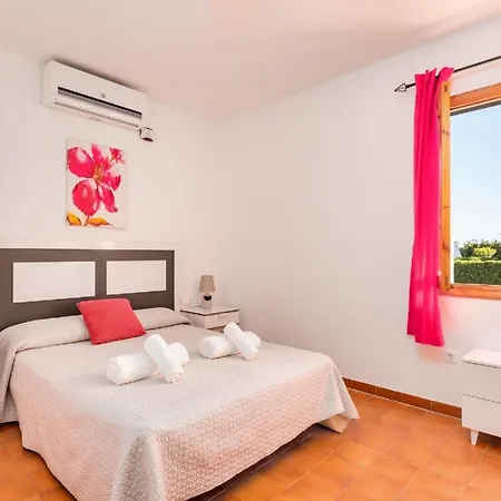 Feriehus Ferienhaus Mit Privatpool Fuer 6 Personen Ca 154 Qm In Cala'n Blanes, Menorca Westkueste Von Menorca *