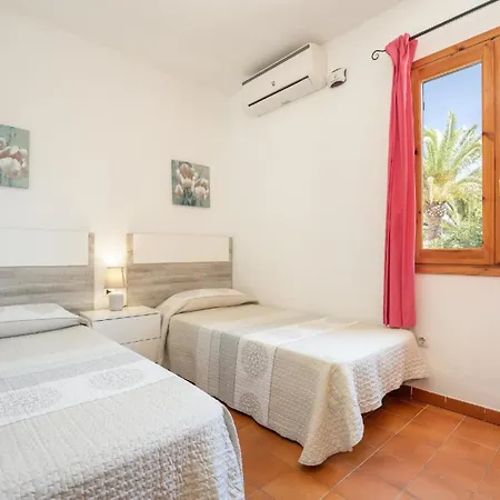 Ferienhaus Mit Privatpool Fuer 6 Personen Ca 154 Qm In Cala'n Blanes, Menorca Westkueste Von Menorca