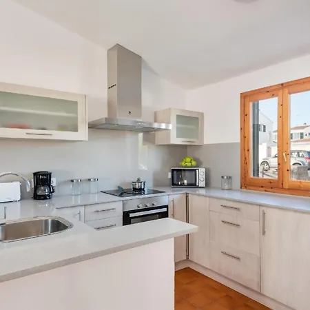 Ferienhaus Mit Privatpool Fuer 6 Personen Ca 154 Qm In Cala'n Blanes, Menorca Westkueste Von Menorca Cala'N Blanes (Menorca)